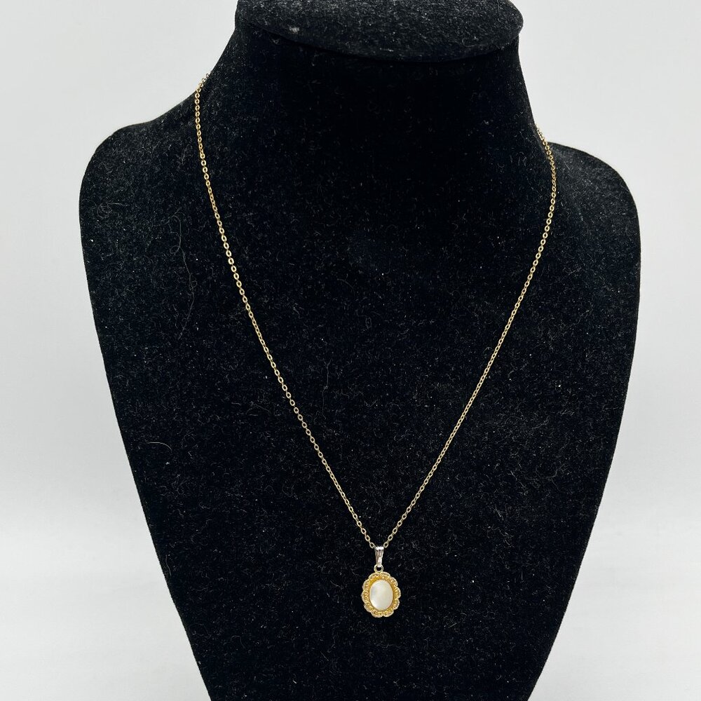 Vintage Gold Filled Necklace with Mother of Pearl Pendent